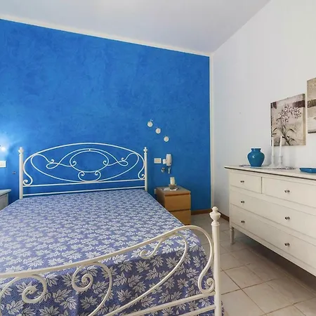 펜션 Semi Detached House Torre Suda Iap021025 L 알리스테